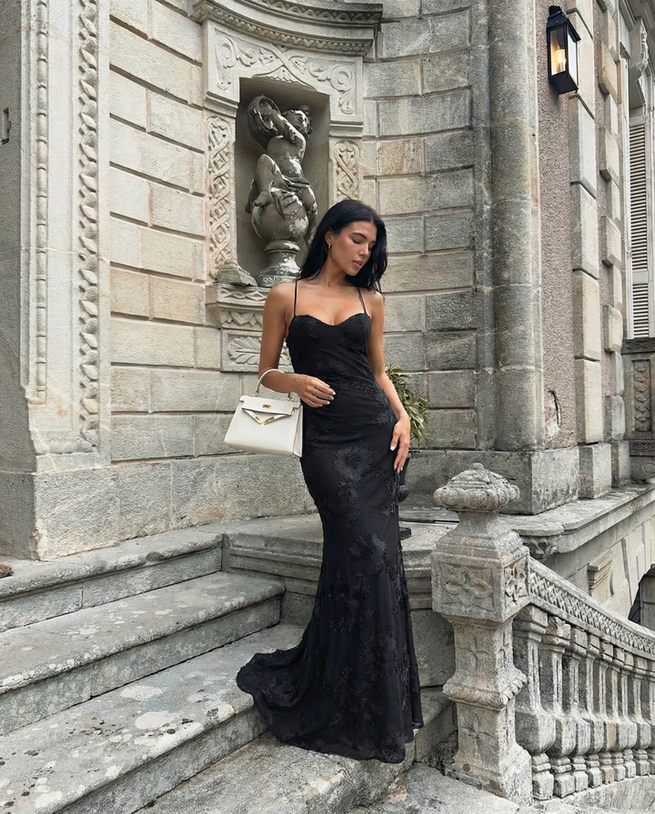 Chic women's open-back lace maxi dress. Ideal for prom, parties, special occasions & wedding guests.