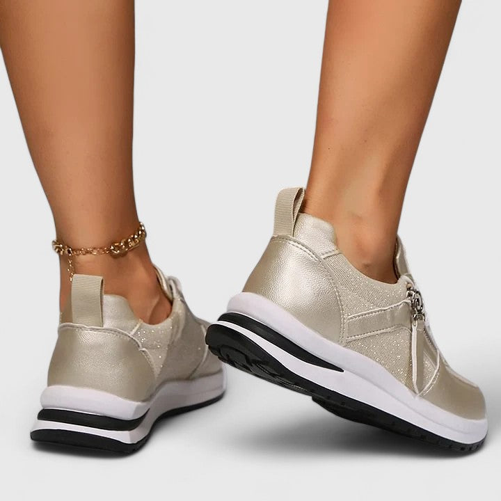 Cushioned women's everyday sneakers, providing excellent arch support and a stylish, comfortable fit.