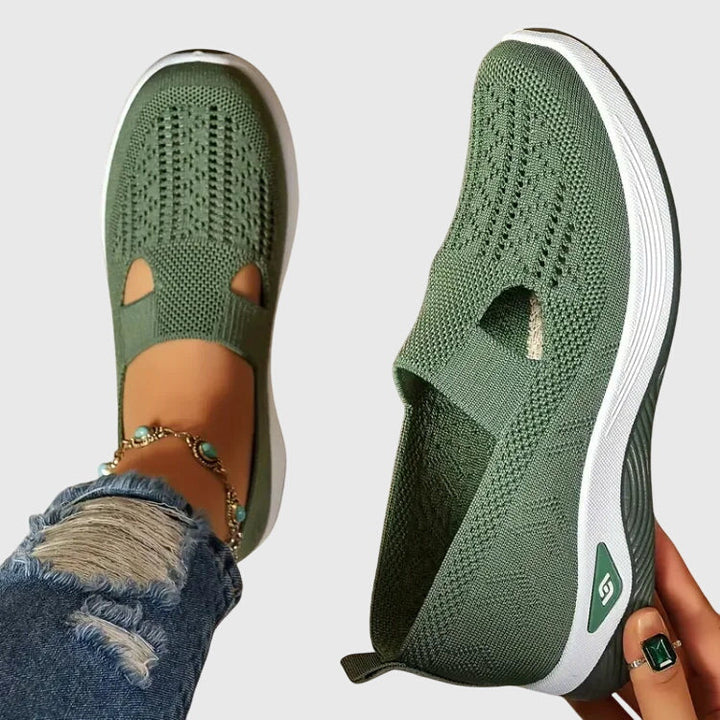 Supportive women's walking shoes with orthopaedic features, perfect for everyday wear & casual style.
