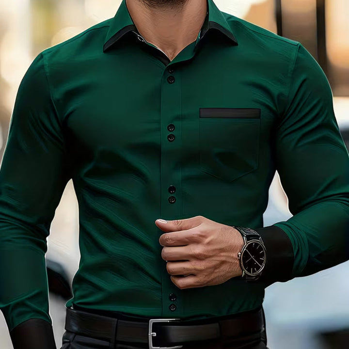 Tailored men's classic fit collared shirt, ideal for a smart, professional office or refined casual outfit.
