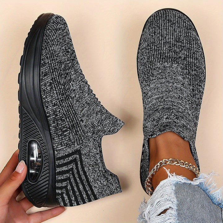 Women's orthopedic air cushion shoes, offering all-day comfort, ideal for walking, everyday wear, and foot support.