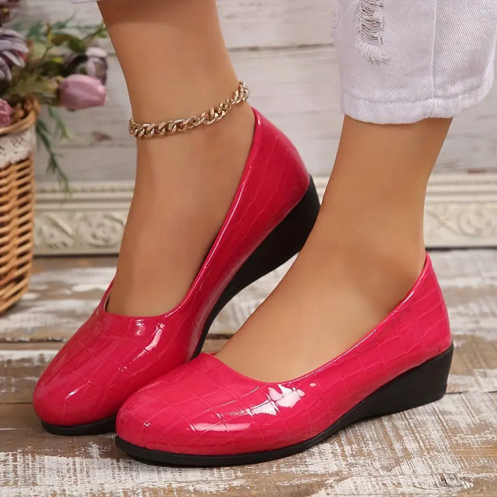 Modern women's lightweight comfort shoes, essential versatile slip-ons for stylish daily wear.