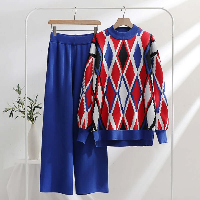 Mosaic Print Two-Piece Set - Women's Cropped Top & Pants