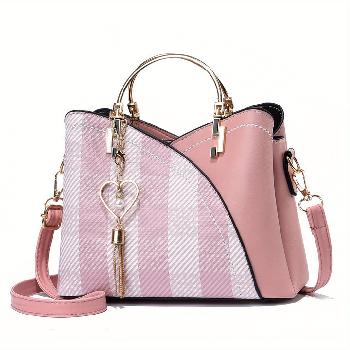 Detail of a luxurious genuine leather handbag, a stylish everyday accessory for women.
