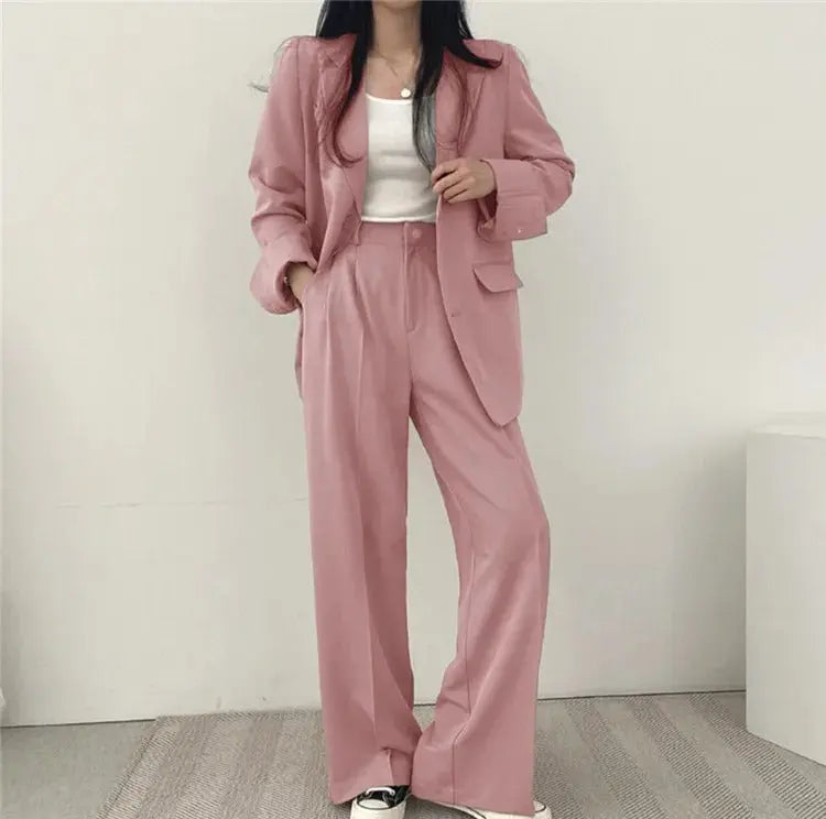 Elegant women's tailored suit, a versatile two-piece outfit for business & office.