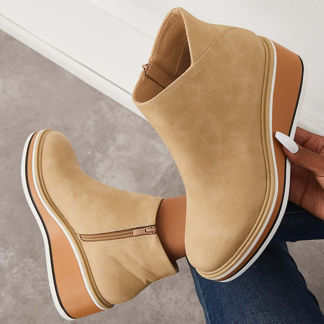 All-season women's orthopedic ankle boots, designed for maximum comfort and style.