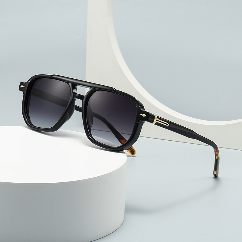 Stylish summer eyewear, a must-have fashion accessory for complete UV eye protection.