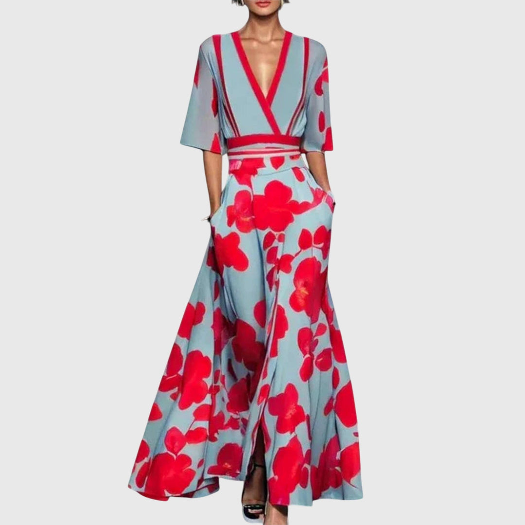 Stylish ladies' midi dress in an elegant design, ideal for parties, summer events & versatile fashion.