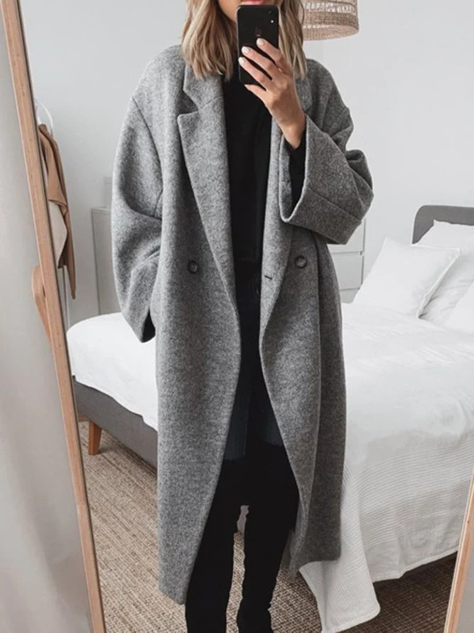 Women's classic tailored overcoat, elegant autumn & winter style outerwear. Perfect long coat for ladies' fashion.