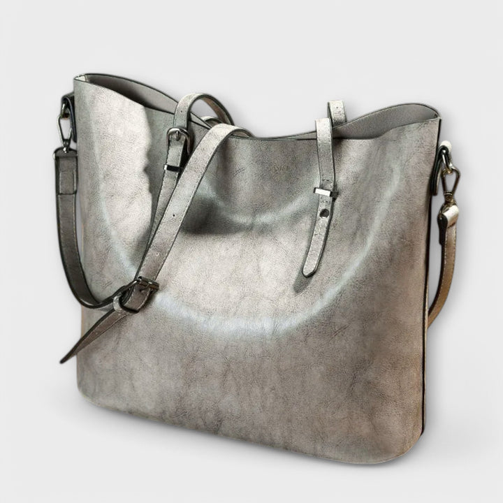 Spacious women's vintage tote bag for work or daily errands, a versatile and elegant fashion accessory.