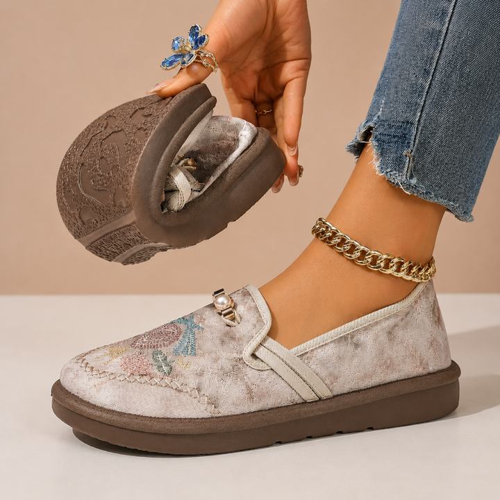 Black women's lightweight walking sneakers, offering all-day comfort and support for active lifestyles.