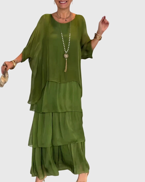 Flowing evening maxi dress for women, elegant, comfortable, and perfect for parties.