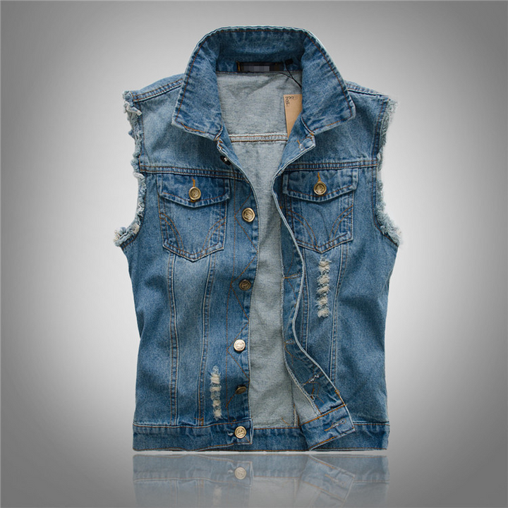 Men's black sleeveless vest, stylish layering outerwear for modern casual fashion.