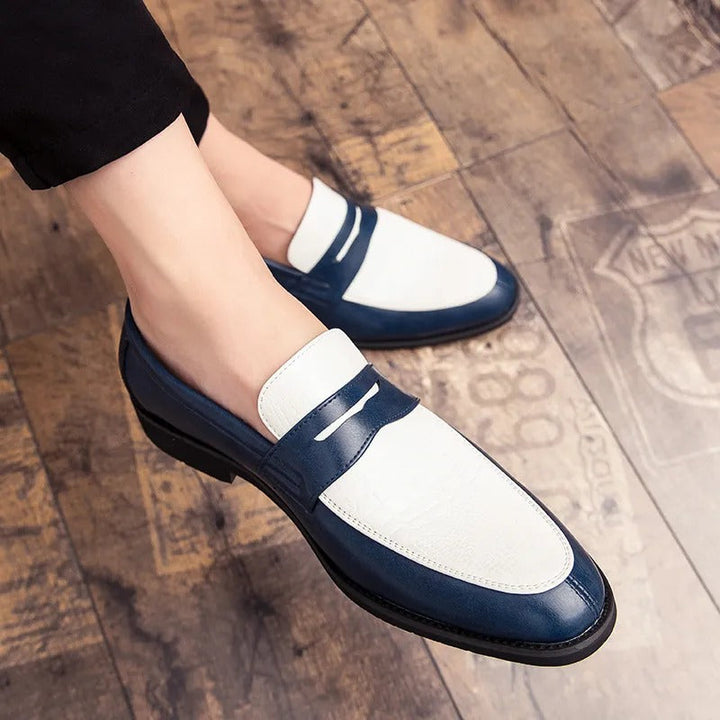 Comfortable women's shoes in a smart casual style, featuring a sleek design and an enhanced non-slip sole.