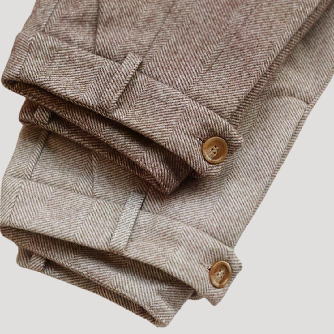 Spring fashion men's tailored ankle-length pants. Versatile smart casual trousers for office wear.