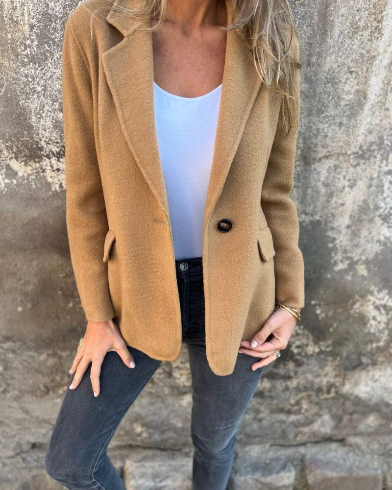 Stylish women's long sleeve blazer, an elegant classic jacket ideal for office, business, or formal fashion.