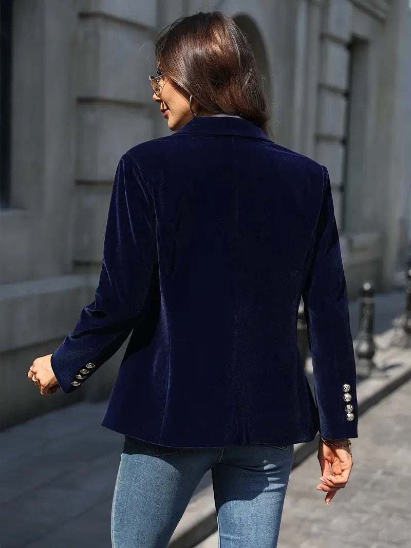 Sophisticated women's tailored blazer with a single button, perfect for professional and formal settings.