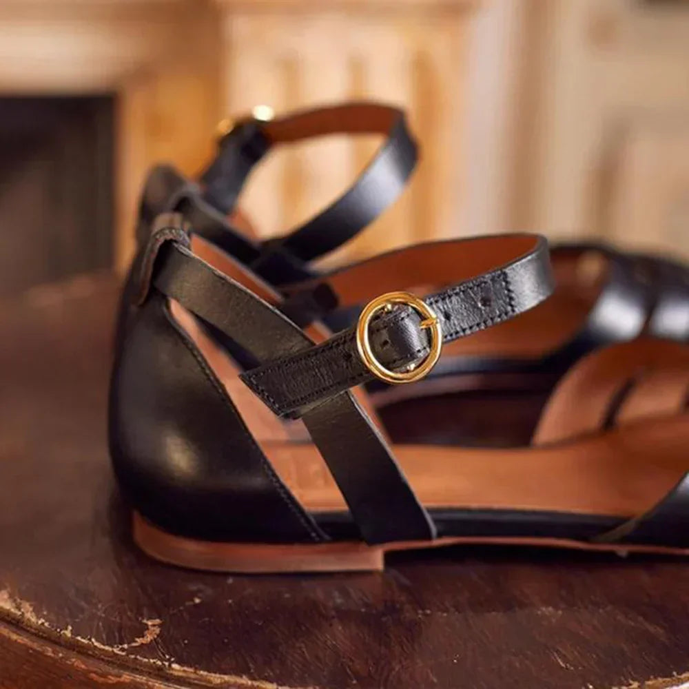 Chic women's low strap sandals, ideal for summer fashion. Comfortable and stylish casual footwear.