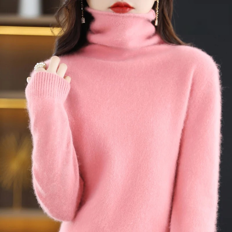 Chic women's soft knit turtleneck pullover, comfortable sweater for versatile autumn looks.