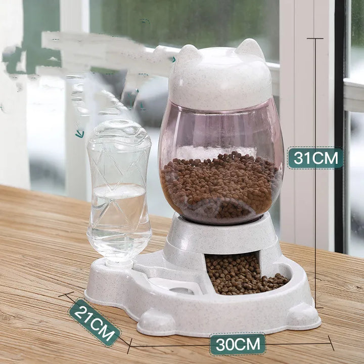 Modern automatic cat food dispenser. Provides fresh, timed meals, a must-have for feline care & happy pets.