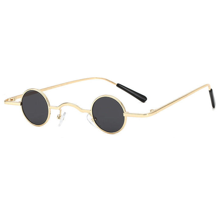Men's retro round frame sunglasses with dark lenses, a timeless vintage style.