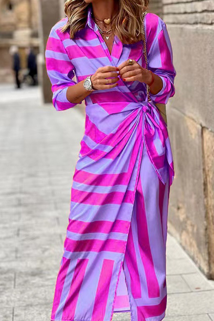 Beautiful women's floral print maxi dress, a light & flowy long dress for chic spring summer casual fashion.