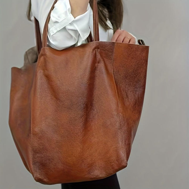 Elegant women's retro style tote bag, made of durable PU leather, great large shoulder bag.