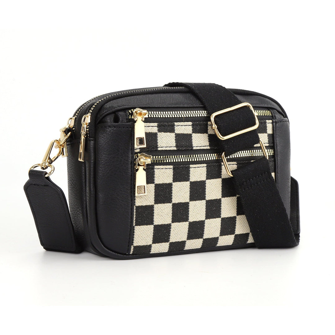 Modern women's practical shoulder bag with adjustable strap & various pockets for easy access.