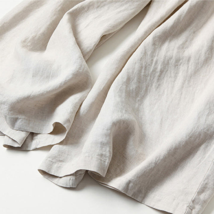 Elegant women's high-rise wide-leg pants, perfect for a refined look.