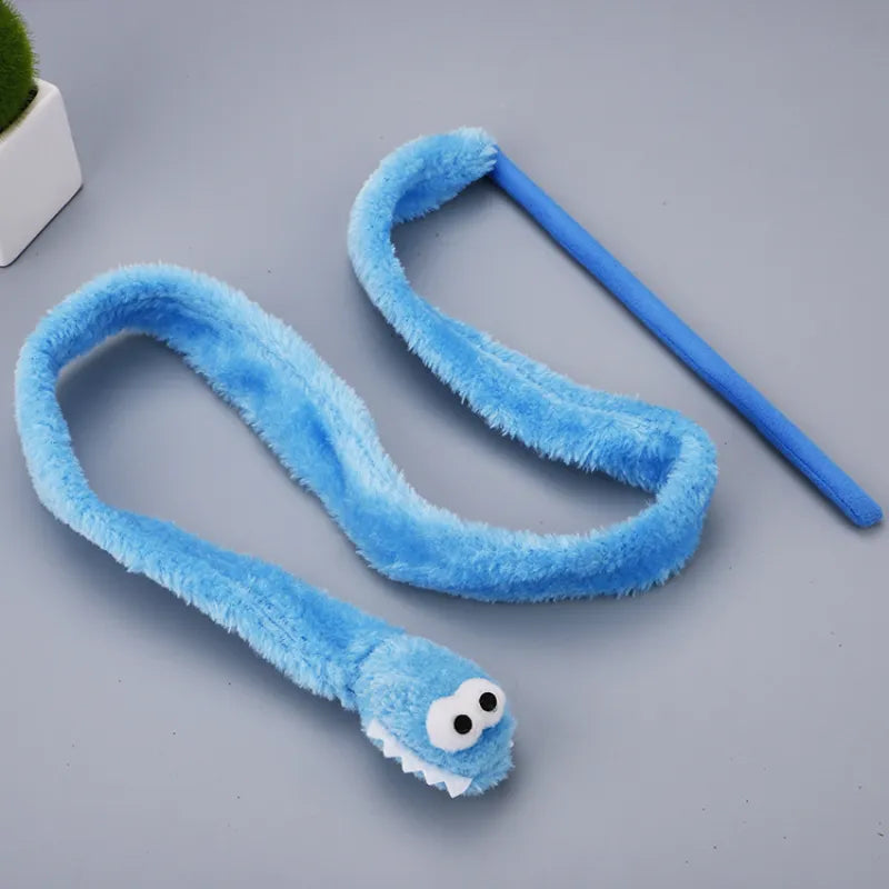 Interactive plush worm cat teaser on a durable play rod; perfect for active felines, stimulating play & encouraging exercise.
