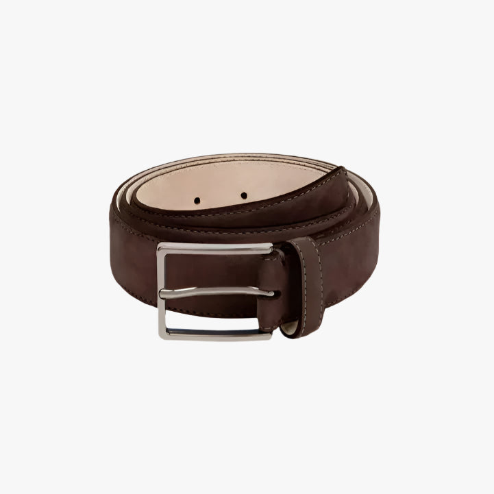 Sophisticated men's suede belt, a must-have fashion accessory for discerning style.