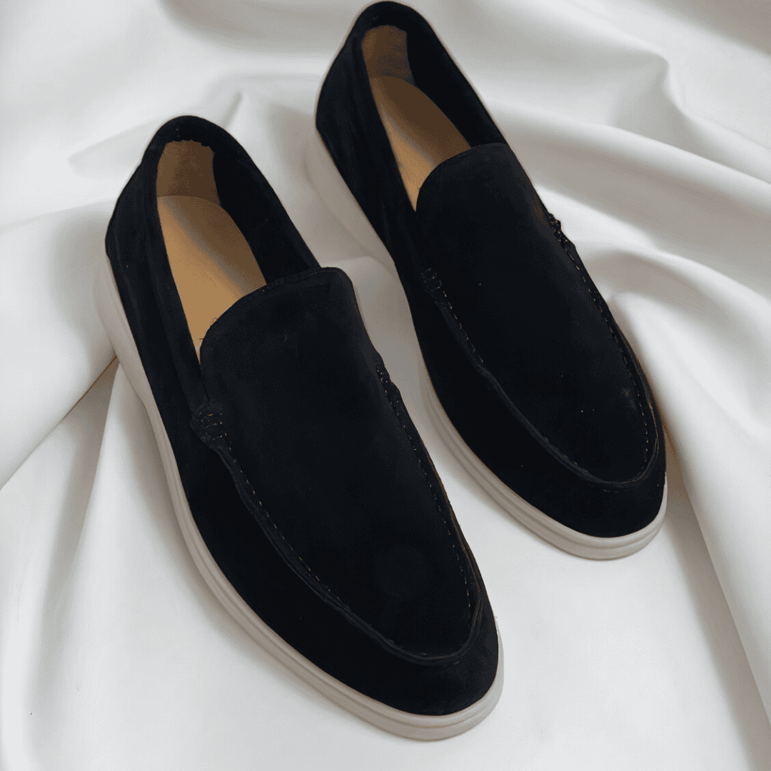 Dark blue men's stylish loafers, comfortable versatile footwear for modern fashion.
