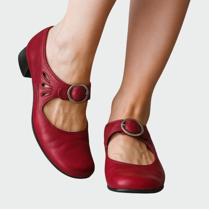Elegant women's classic buckle Mary Jane shoes with a sturdy block heel, ideal for sophisticated, comfortable wear.