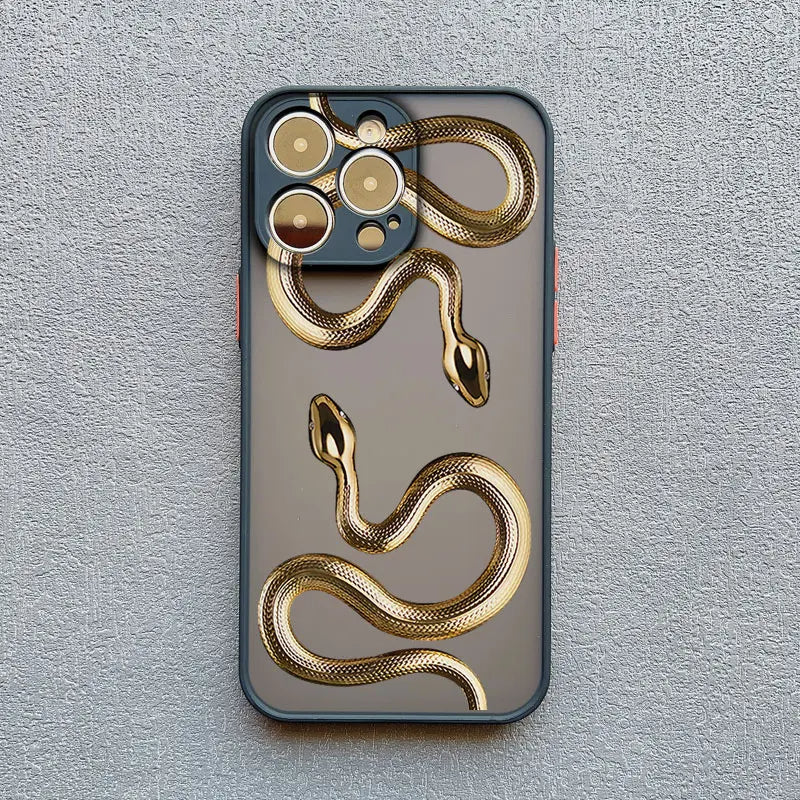 High-quality snake print phone case, ensuring stylish protection and compatibility with wireless charging.