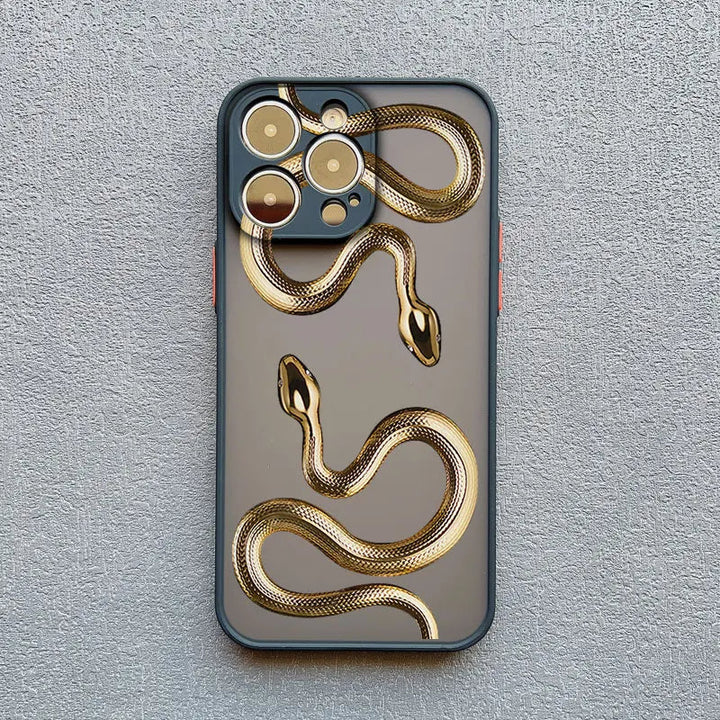 High-quality snake print phone case, ensuring stylish protection and compatibility with wireless charging.