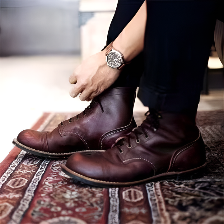 Classic men's lace-up oxford boots. Black leather, vintage appeal, offering timeless fashion and all-day comfort.
