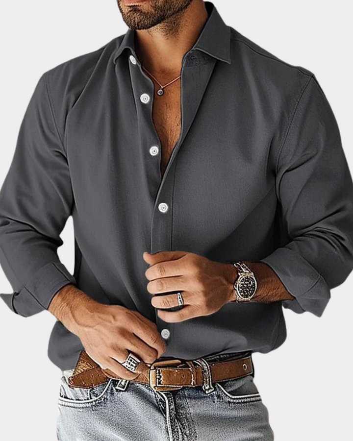 Stylish men's tailored fit button-down shirt. Perfect for smart casual, work or formal occasions. Breathable fabric.