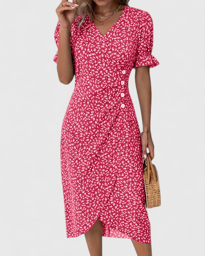 Casual women's summer dress, ideal for daytime comfort, versatile style for any warm weather occasion.