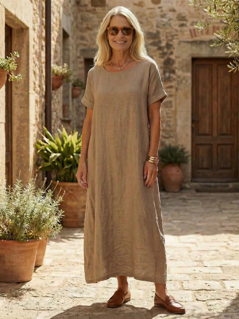 Women's Effortless Everyday Midi Dress in a relaxed fit, featuring a round neck & short sleeves. Perfect for summer casual wear.