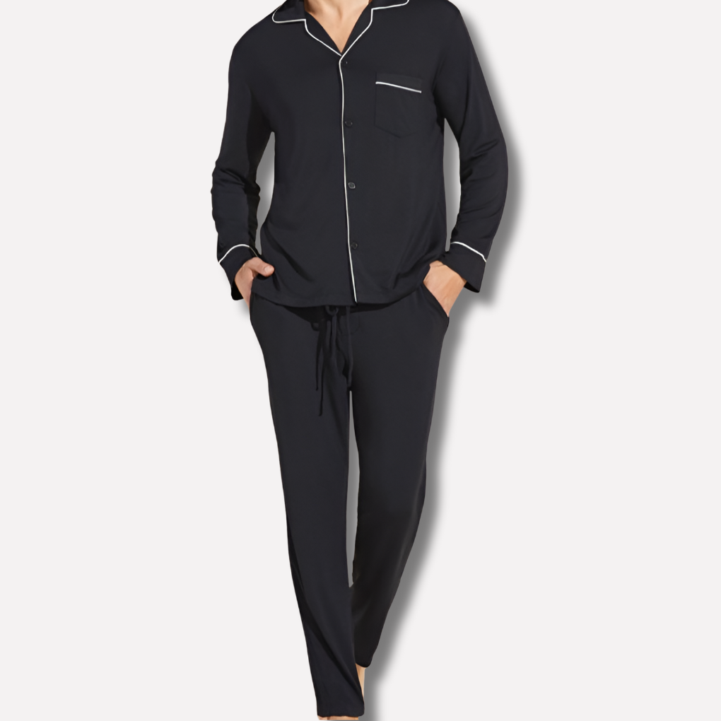Soft men's cotton sleepwear set, featuring a long-sleeve top and pants, ideal for comfortable lounging & sleep.