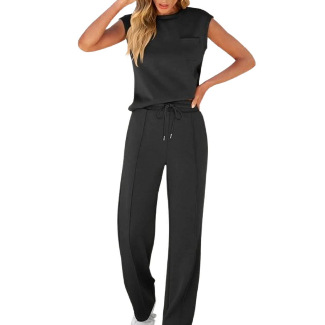 Women's soft casual summer lounge co-ord set. Comfortable matching top & shorts outfit for relaxation.