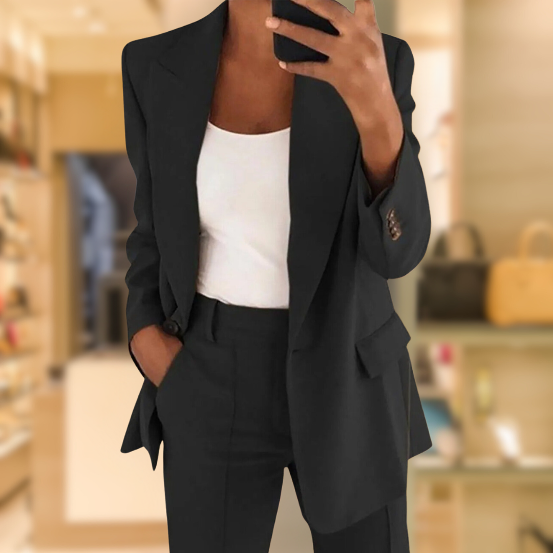 Elegant women's tailored 2-piece outfit set, perfect for business wear & chic style. Matching blazer & pants.