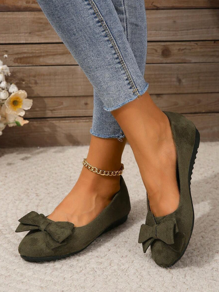 Casual women's orthopedic loafers, providing superior comfort, arch support, and relief for daily wear.