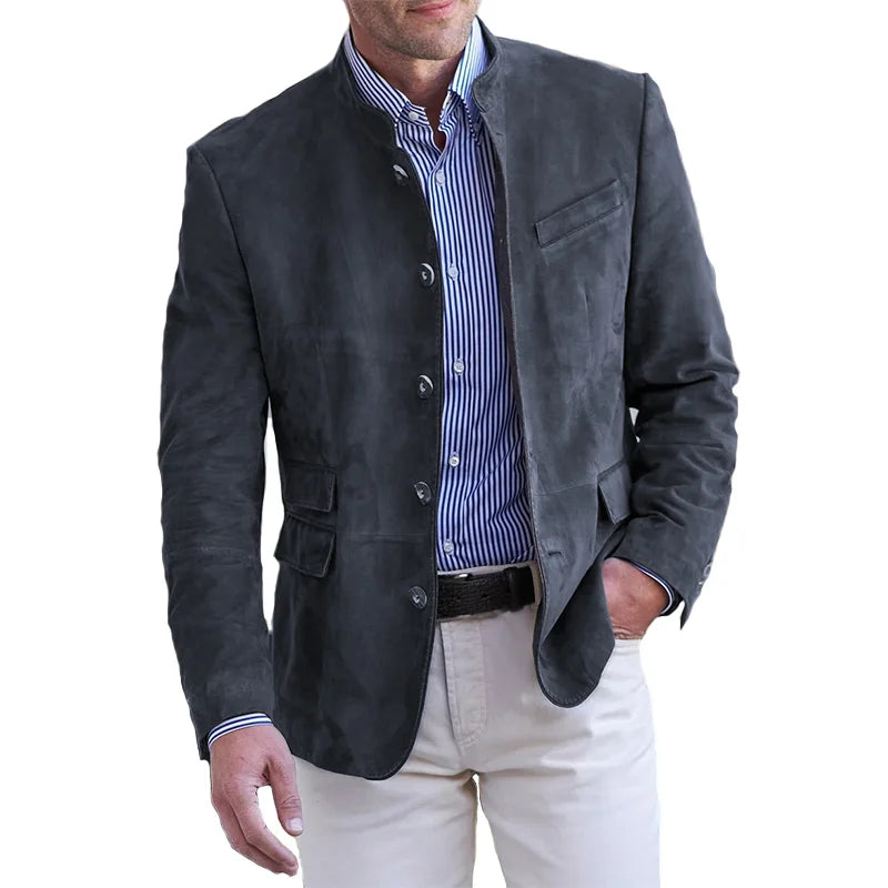 Warm men's classic winter jacket with a rugged look, perfect for cold weather and everyday style.