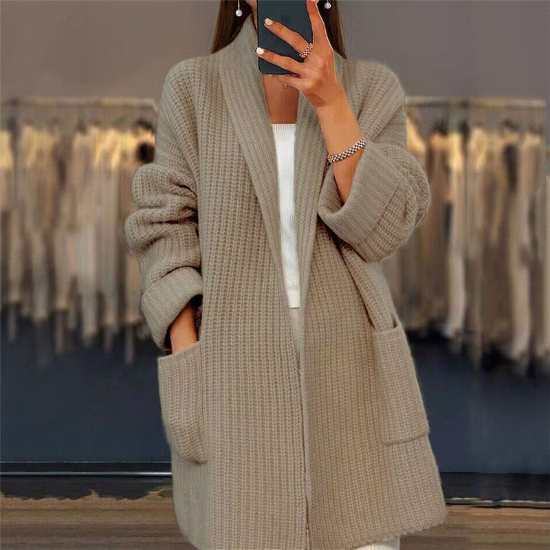Versatile women's oversized open-front cardigan for ultimate comfort. Ideal for fall, winter, and casual layering.