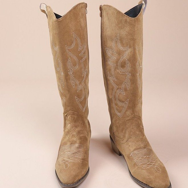 Stylish women's western ankle boots. Chic cowboy boots designed for all-day comfort & modern fashion.