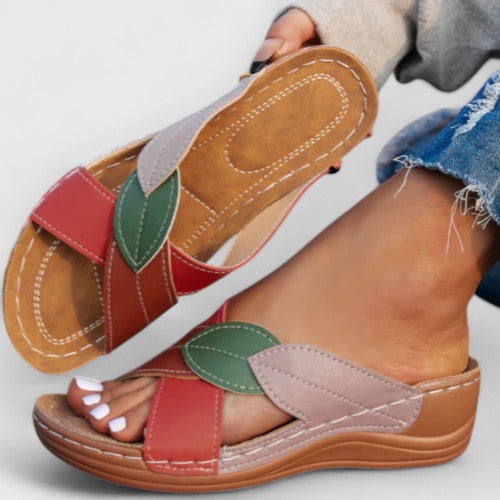 Women's orthopedic sandals with arch support for effective pain relief & ultimate comfort.