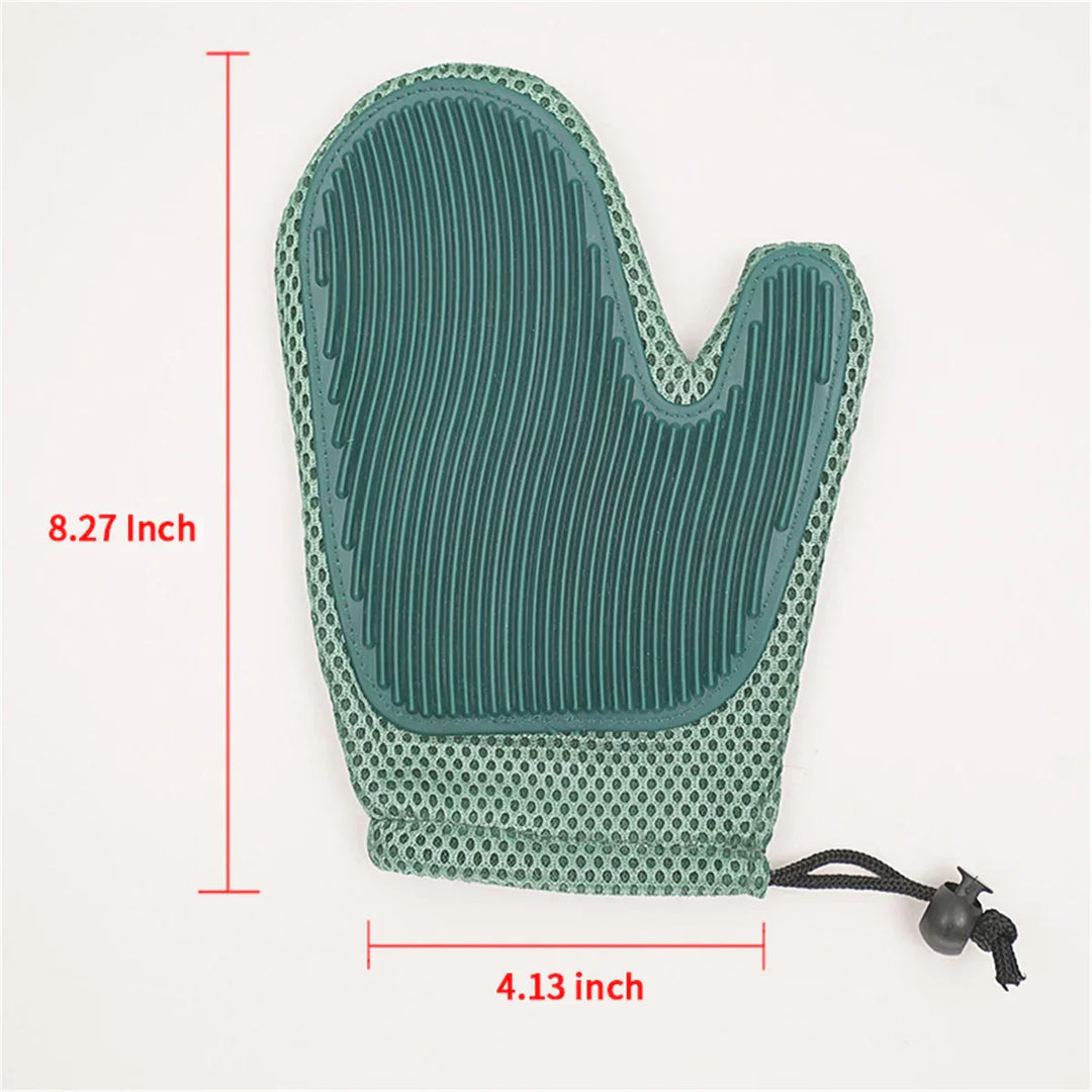 Innovative cat fur removal glove. A pet brush that doubles as a massage tool for less shedding & happy cats.