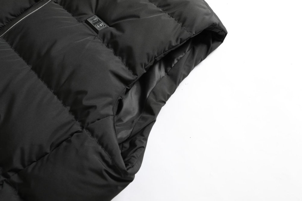 Stay cozy in extreme cold with this unisex heated jacket, your ultimate winter wear solution.
