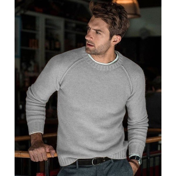 Men's classic crew neck knit sweater with raglan sleeves, perfect for versatile casual wear.